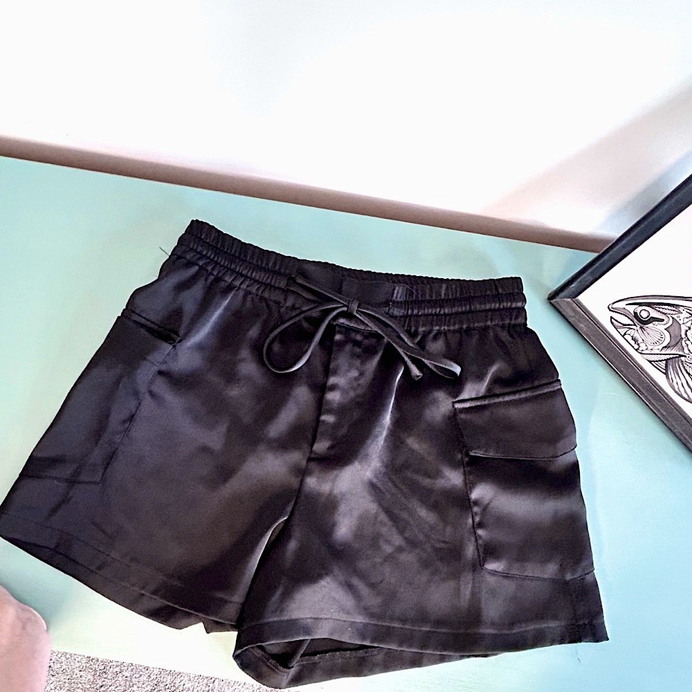 Zara High Rise Black Paper Bag Shorts, Size Small - Picture 3 of 6